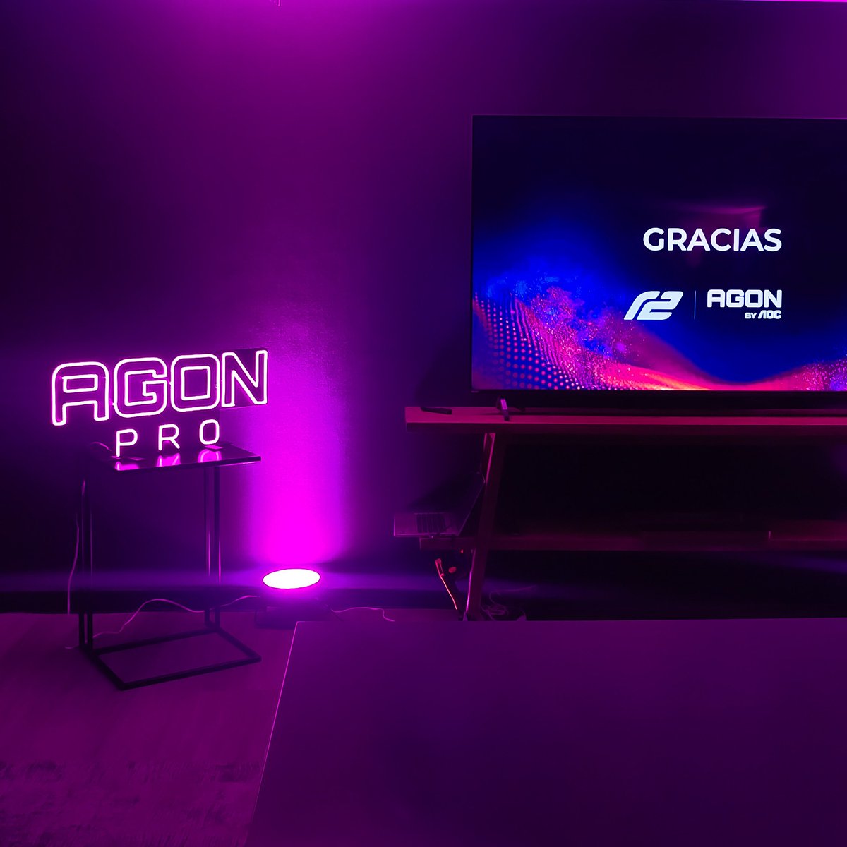 Bienvenido al baile <a href="/r2esportsclub/">R2</a>, la nueva fusión de la escena. 🎮🩵

Felicitaciones, ojalá vengan cosas buenas y gracias por seguir apostando <a href="/Robleis01/">Robleis</a> <a href="/EmiRigoni/">Emi Rigoni</a> <a href="/jgwardz/">Jonathan Grispo</a>