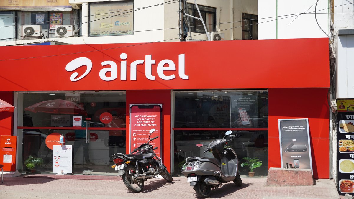 znbctoday's tweet photo. Govt has directed the ZICTA to carry out an assessment report on Airtel Limited for poor network services. Technology and Science Minister FELIX MUTATI says ZICTA as a regulator will impose appropriate sanctions once its assessment of outage is complete. https://t.co/olsR35whtZ