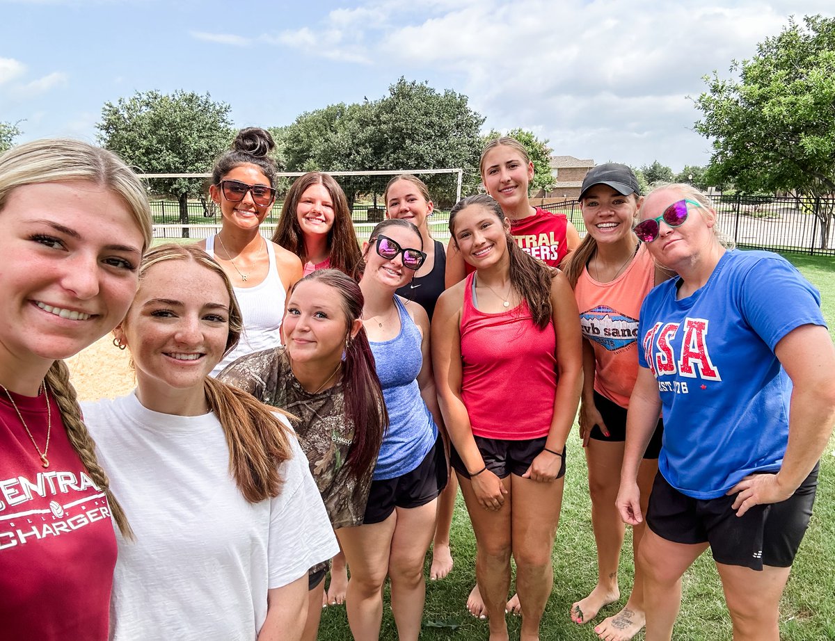 Brittany Lee Scarafiotti (@coachscarf) on Twitter photo We ♥️ getting to play some summer sand volleyball with a few of our <a href="/KCSB_Chargers/">Chargers Softball</a> friends!☀️🏐 <a href="/KISDAthletics/">Keller ISD Athletics</a> <a href="/Chargers_CHS/">⚡️Keller Central Athletics⚡️</a> #BTM We ♥️ getting to play some summer sand volleyball with a few of our <a href="/KCSB_Chargers/">Chargers Softball</a> friends!☀️🏐 <a href="/KISDAthletics/">Keller ISD Athletics</a> <a href="/Chargers_CHS/">⚡️Keller Central Athletics⚡️</a> #BTM