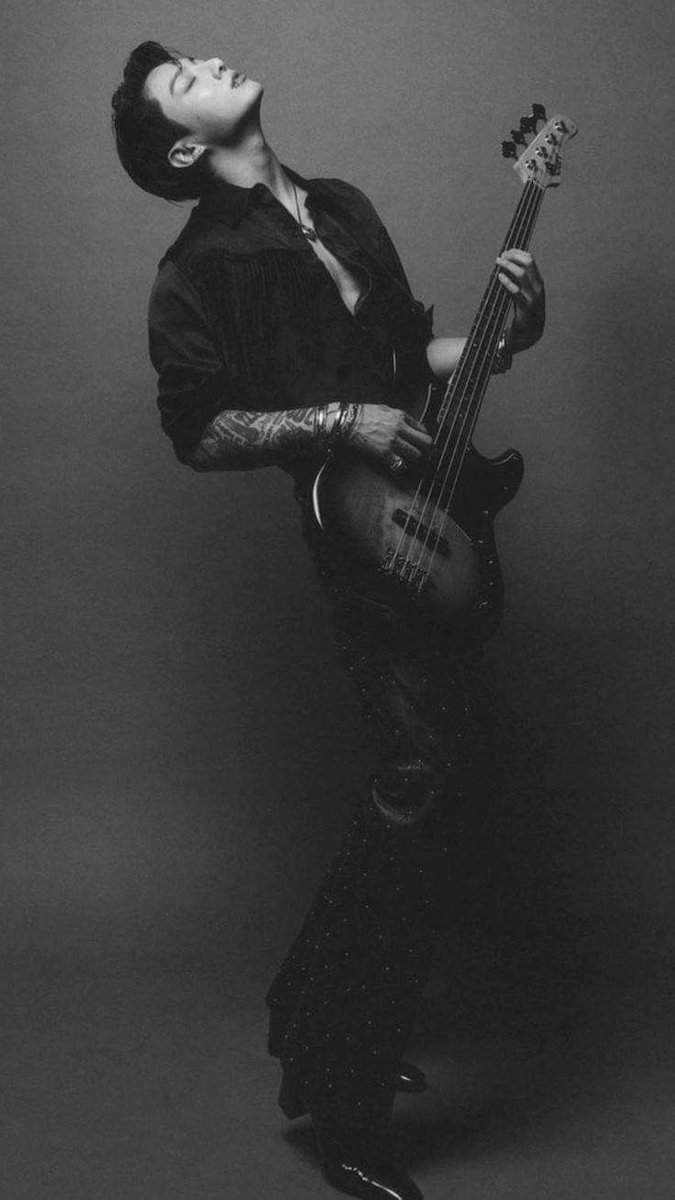 "Don't Say You Love Me" (30 days) by #JIN is now the 6th longest charting-running song by a Kpop soloist in the Top 10 on Global Spotify daily chart surpassing "3D" and "Standing next to you" (25 days)