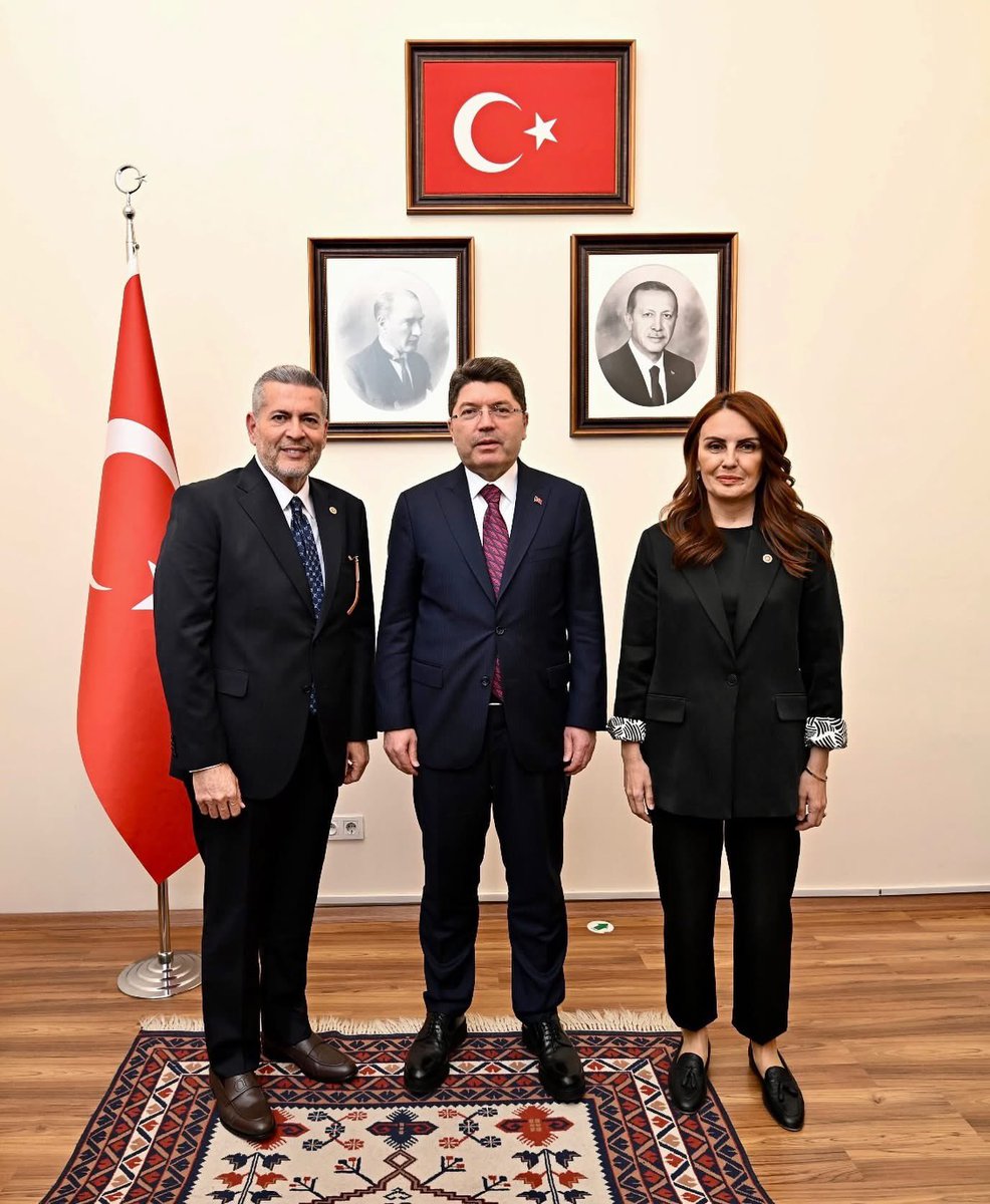 📍TBMM

Bugün Gazi Meclisimizde nöbetçi olan Adalet Bakanımız Sn.Yılmaz Tunç’u, MHP Mersin Milletvekilimiz Sn.Dr. Levent Uysal ile birlikte ziyaret ederek, Bakanlığımızın #Mersin’imize yönelik yatırımlarına ilişkin istişarelerde bulunduk. 

Sayın Bakanımıza ilimize gösterdiği