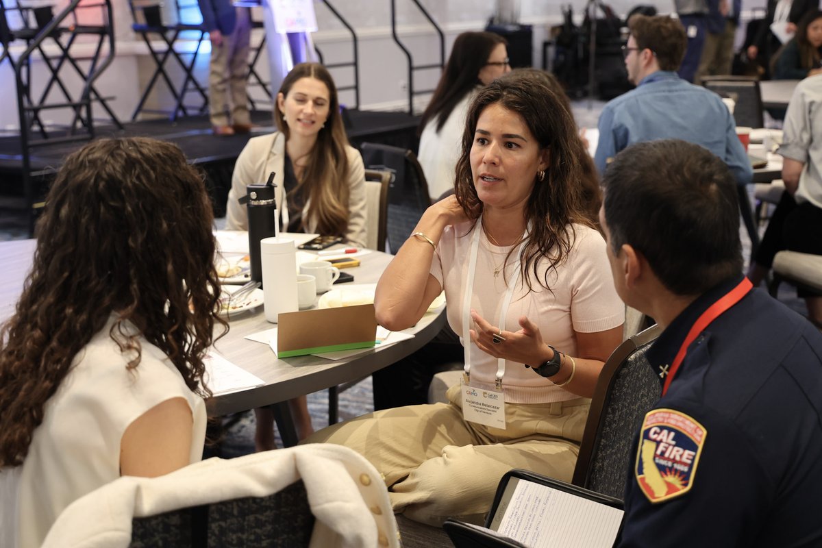 CAL FIRE tweet media