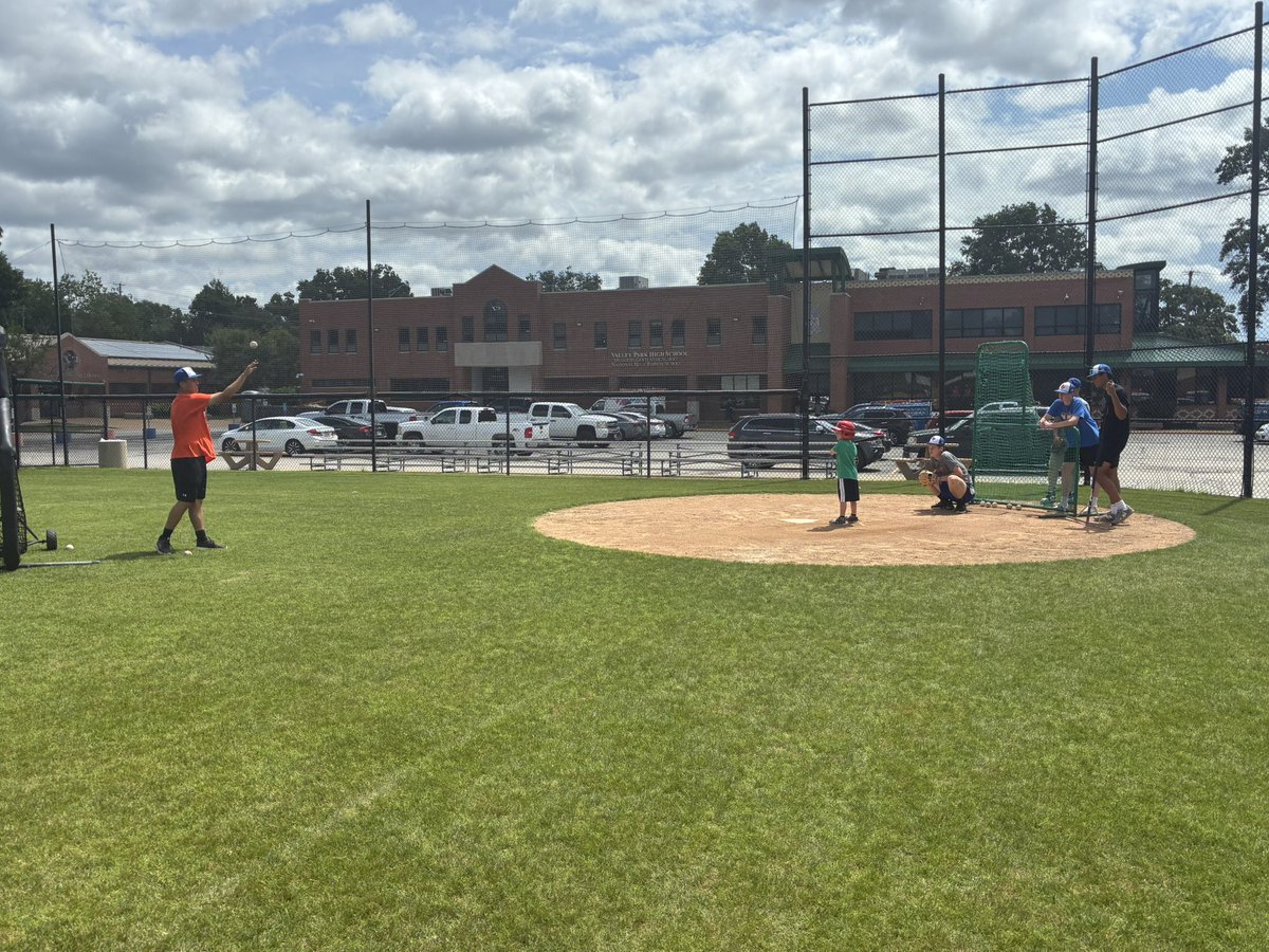 Valley Park Hawks Baseball tweet media