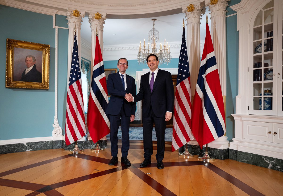 Espen Barth Eide (@espenbartheide) on Twitter photo Today, I had an excellent meeting with US Secretary of State <a href="/SecRubio/">Secretary Marco Rubio</a>.
We agreed on the importance of ensuring a common message of unity at the NATO Summit. We also compared notes on the war in Ukraine and the dire situation in the Middle East, including Iran and Palestine. Today, I had an excellent meeting with US Secretary of State <a href="/SecRubio/">Secretary Marco Rubio</a>.
We agreed on the importance of ensuring a common message of unity at the NATO Summit. We also compared notes on the war in Ukraine and the dire situation in the Middle East, including Iran and Palestine.