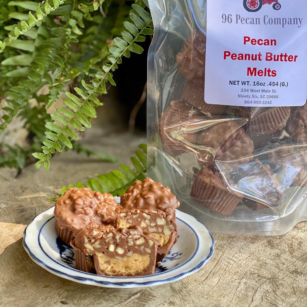 #SmallTownTourismChat A4: An unexpected gem in our region is the 96 Pecan Company in Ninety Six, SC! This must-visit farm teaches visitors all about the hidden world of pecan farming, with plenty of different flavors to sample!