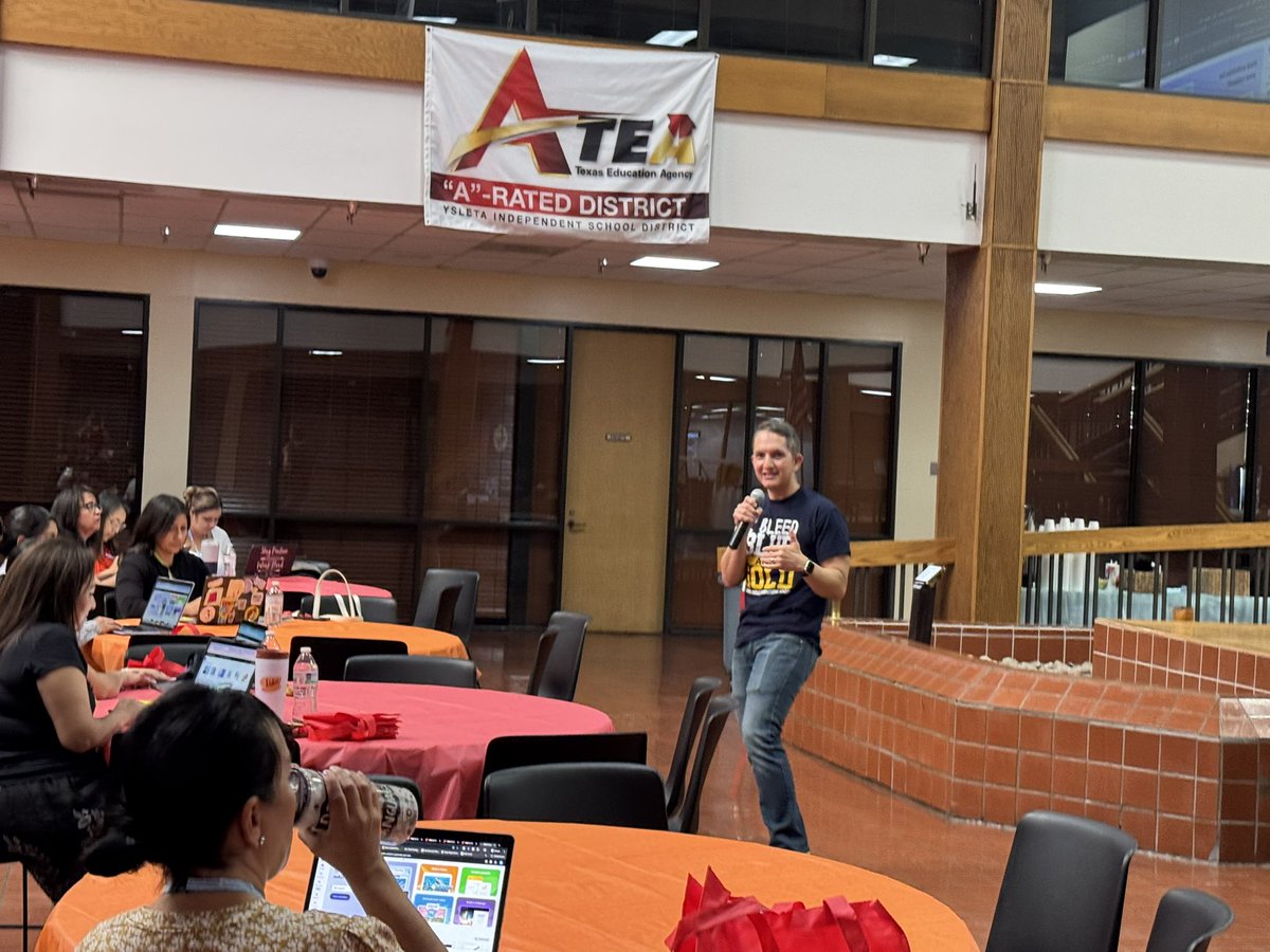 Future Ready Teaching!  YISD is rocking it!  Lots of integration and differentiation! <a href="/BuenrostroErick/">Erick Buenrostro</a> <a href="/valvidrez1/">Veronica Alvidrez Alvarez</a> <a href="/ronnie_macias6/">Veronica Macias</a> <a href="/RubenAvilaEKIS/">Ruben Avila</a>