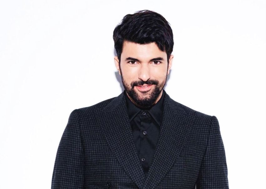 #EntreteTürkiye 🇹🇷

#EnginAkyürek será o protagonista de #BereketliTopraklar!! 

A série é baseada em obras de Safa Önal e terá direção de Yağız Alp Akaydın. 

Estreia na Show TV! 👏🎬

✍️ Info Birsen Altuntas
