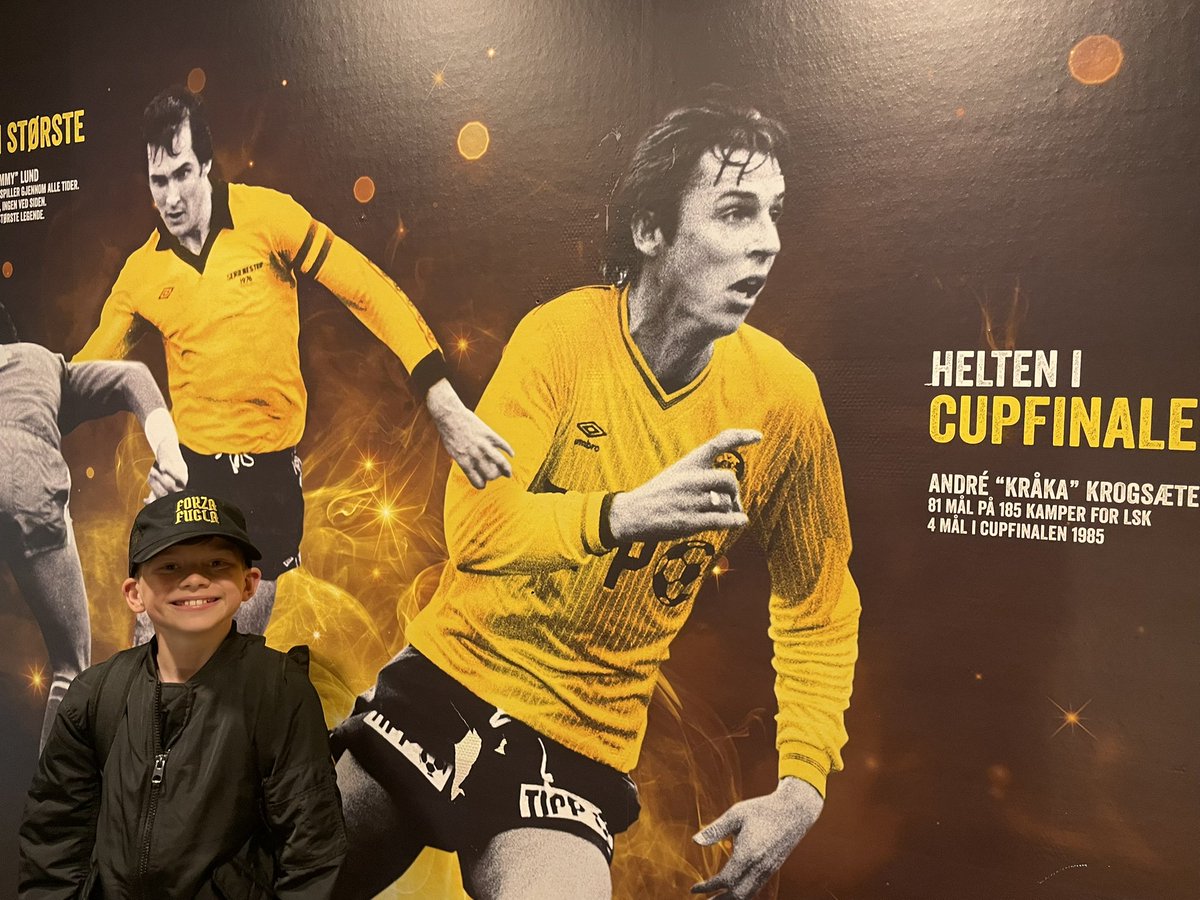Erik van Wijk Kjelstad (@_kjelstad) on Twitter photo Feirer kamp 75 for tiåringen med <a href="/LillestromSK/">Lillestrøm SK</a> på Vippen i dag. Fått seg ny drakt signert av <a href="/madshedenstad/">Mads Hedenstad</a> Feirer kamp 75 for tiåringen med <a href="/LillestromSK/">Lillestrøm SK</a> på Vippen i dag. Fått seg ny drakt signert av <a href="/madshedenstad/">Mads Hedenstad</a>