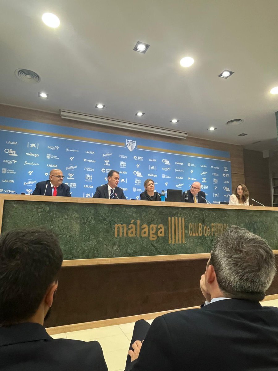 Comienza el Acto de Clausura de la III Edición del Máster en Dirección y Marketing de Entidades Deportivas de la Universidad de Málaga y el Málaga CF