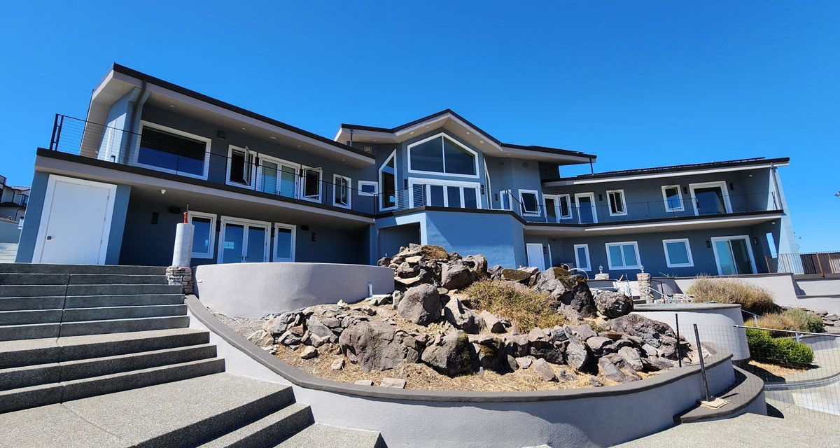 The 7,975-square-foot Unlimited Residential Winner in Santa Rosa, California, represents not just a rebuild for the owners who lost their home in a fire, but a prime example of what a modern, disaster-resistant home can be. View project: icfmag.com/2025/01/altamu…