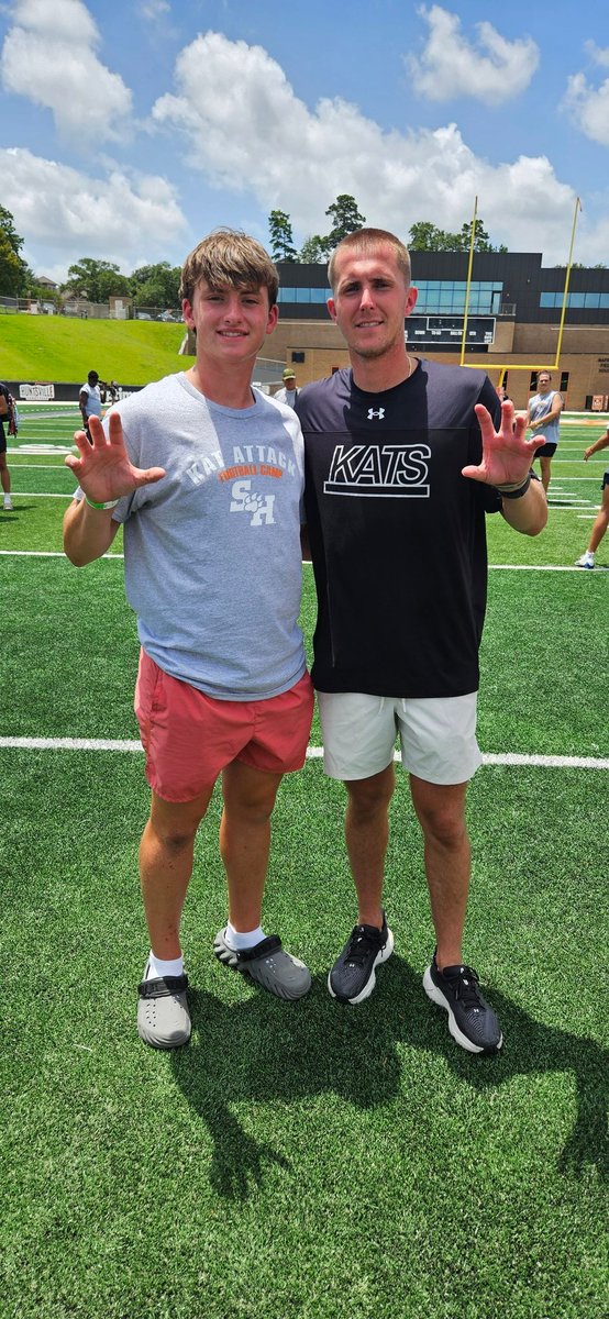 Had a great time <a href="/BearkatsFB/">Sam Houston Football</a> camp . Thank you <a href="/JjHatty/">Jaiden Hataway</a> for the invite. Always glad to work with <a href="/CoachKadum/">Knox Kadum</a> . See you soon!!
<a href="/foster_sawyer/">Foster Sawyer</a> <a href="/CDavidson8457/">Christian Davidson</a> <a href="/Devo26Dorris/">Devon Dorris</a> <a href="/JClarkHFB247/">Jeremy Clark</a> <a href="/jwheeler294/">jason wheeler</a> <a href="/RecruitAzle/">Azle HS Football</a>