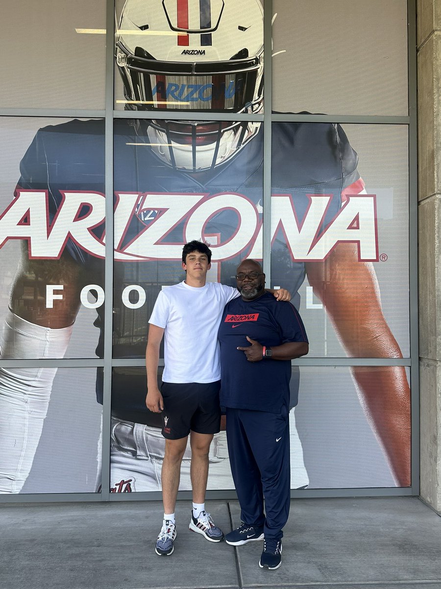 3⭐️ LB Max Bates tweet media