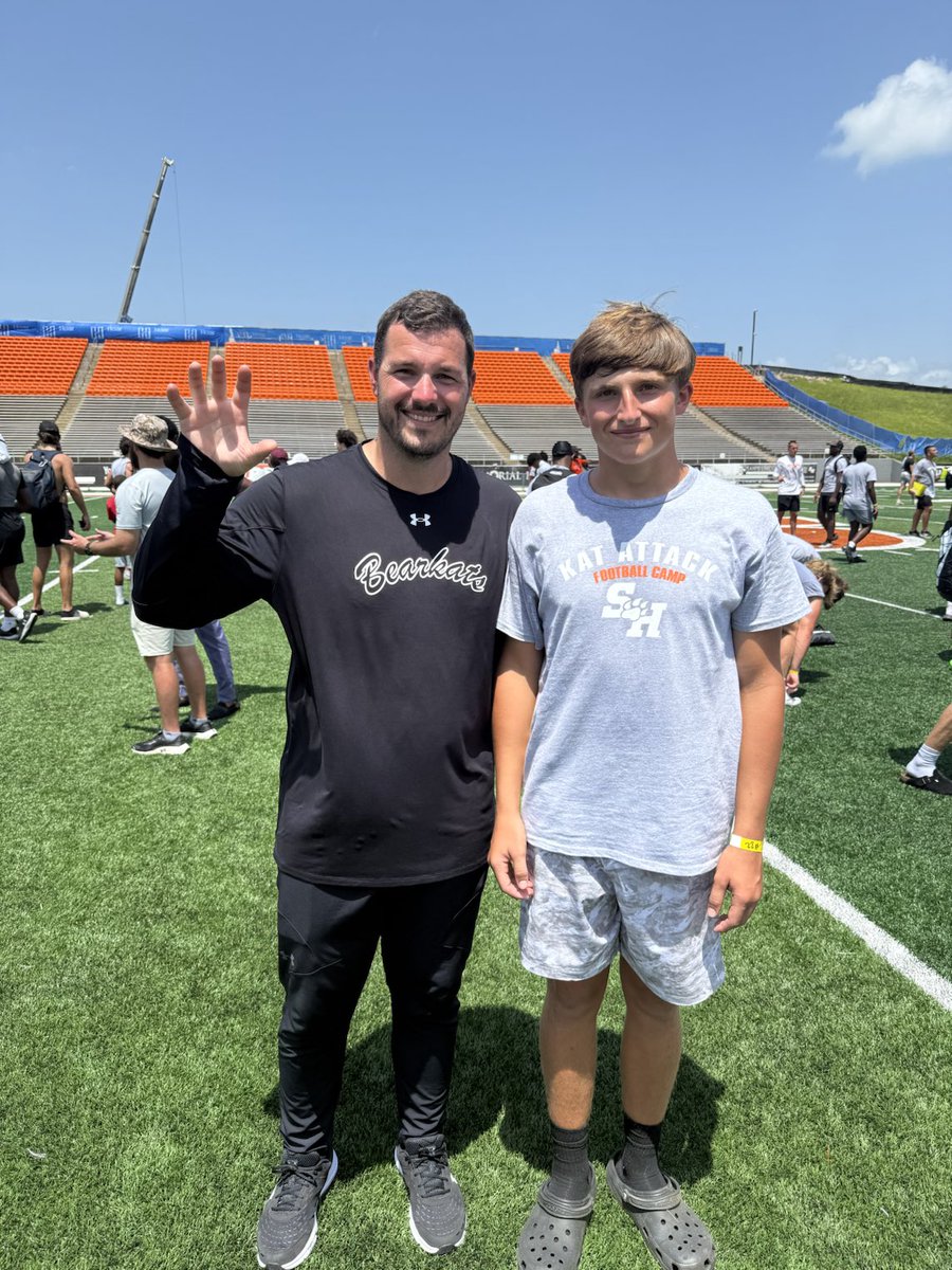 BriceLucas2008's tweet photo. Had an awesome day at SHSU football camp!  Thanks for everything Coach Patterson!  @bearkatsFB ⁦⁦@Tuck11Carter⁩ #katattack https://t.co/Xx55Gn9iHE