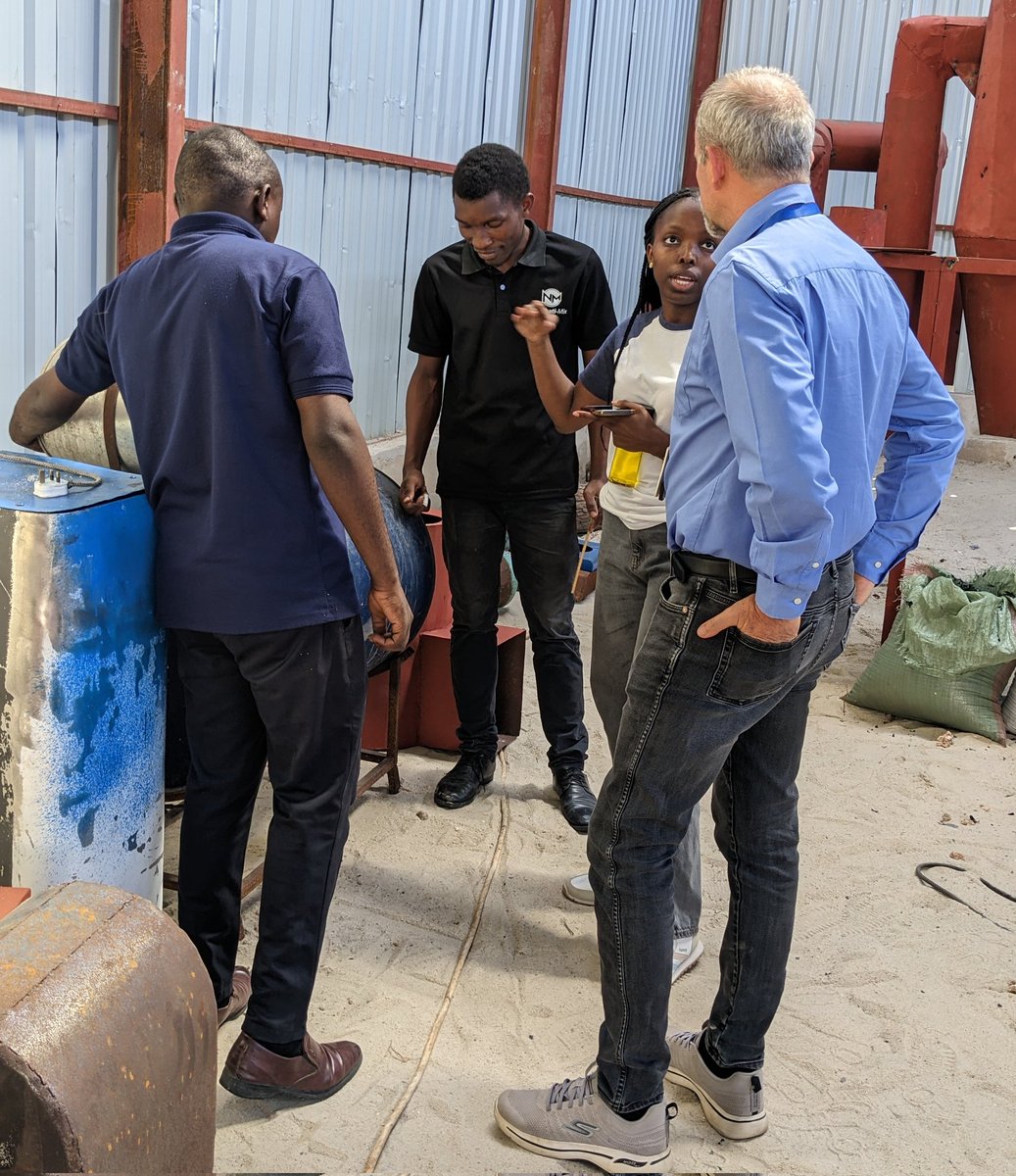 nishatimix's tweet photo. Glad to host Mr. Massimiliano Pedretti , the Energy Portfolio Manager of the European Union Delegation to Tanzania (@EUinTZ) at the @nishatimix  site. 

The visit sparked insightful discussions on #CleanEnergy, #CircularSolutions, and #Opportunities for strategic collaboration🤝 https://t.co/rSfiI8GDYB