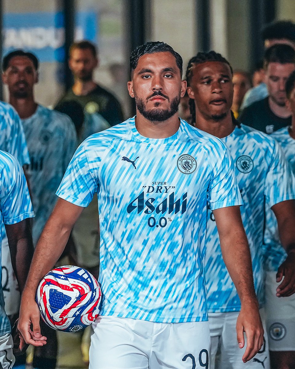 Actu Foot (@actufoot_) on Twitter photo À chaud, vous en avez pensé quoi du premier match de Rayan Cherki 🇫🇷 avec Manchester City ? 🤔🩵
📸 <a href="/ManCity/">Manchester City</a> À chaud, vous en avez pensé quoi du premier match de Rayan Cherki 🇫🇷 avec Manchester City ? 🤔🩵
📸 <a href="/ManCity/">Manchester City</a>