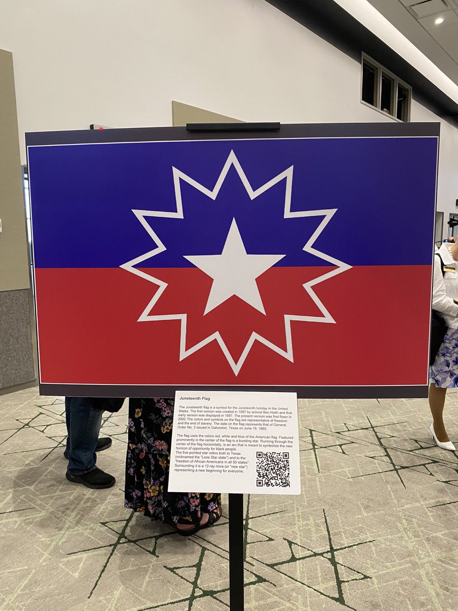 Enjoying the College of DuPage’s #Juneteenth celebration ❤️