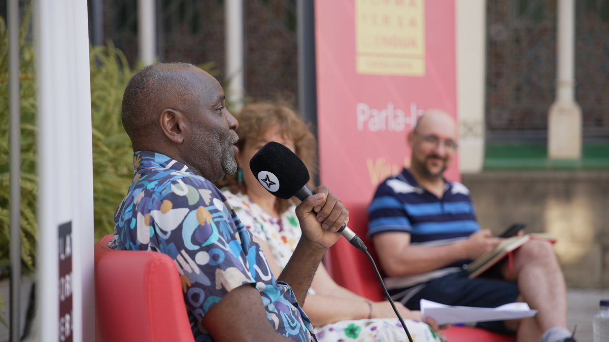 Plataforma per la Llengua - Catalunya (@pllcatalunya) on Twitter photo <a href="/Saokak/">Saoka Kingolo</a> <a href="/CAL_cat/">Coordinadora d'Associacions per la Llengua (CAL)</a> <a href="/gerard_furest/">Gerard Furest</a> <a href="/Saokak/">Saoka Kingolo</a>: "Al món hi ha molts models de cohesió. La idiosincràcia del poble català fa que la llengua sigui molt més que un instrument de comunicació. A Catalunya qui aprèn la llengua és vist com un aliat. És una confiança prèvia que ens permet compartir cadascú allò propi" <a href="/Saokak/">Saoka Kingolo</a> <a href="/CAL_cat/">Coordinadora d'Associacions per la Llengua (CAL)</a> <a href="/gerard_furest/">Gerard Furest</a> <a href="/Saokak/">Saoka Kingolo</a>: "Al món hi ha molts models de cohesió. La idiosincràcia del poble català fa que la llengua sigui molt més que un instrument de comunicació. A Catalunya qui aprèn la llengua és vist com un aliat. És una confiança prèvia que ens permet compartir cadascú allò propi"