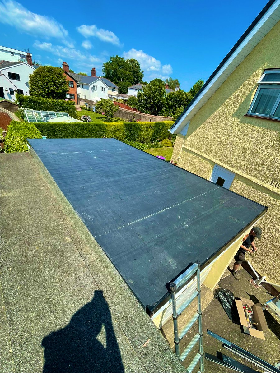 RWHRoofing65's tweet photo. Epdm rubber garage flat roof ☀️ https://t.co/GsvVsslBSU