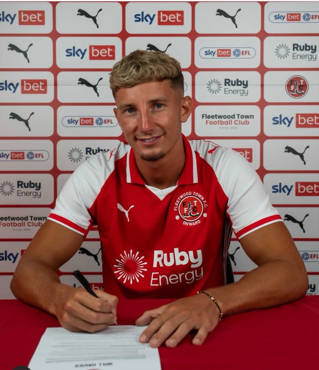 New colours ❤️ Ready to go <a href="/ftfc/">Fleetwood Town Football Club</a>.