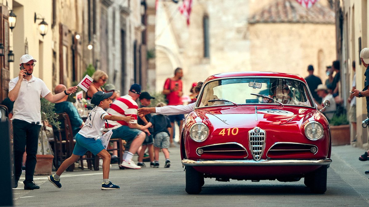 Alfa Romeo (@alfa_romeo) on Twitter photo 1000 Miglia Day 2 | A visionary dream, side by side with timeless beauty. The Luna Rossa team behind the wheel of the Alfa Romeo 1900 Super Sprint, driving through Italy’s most charming historic towns.
<a href="/lunarossa/">Luna Rossa Team</a> 1000 Miglia Day 2 | A visionary dream, side by side with timeless beauty. The Luna Rossa team behind the wheel of the Alfa Romeo 1900 Super Sprint, driving through Italy’s most charming historic towns.
<a href="/lunarossa/">Luna Rossa Team</a>