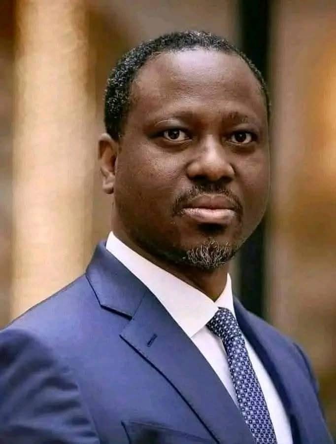 🛑🛑🇨🇮 Merci à SEM Guillaume Soro pour tout ...! 
Dieu est au contrôle.