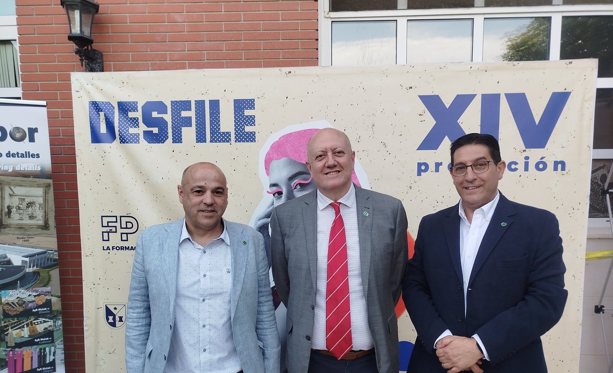 FSIE Valladolid (@fsievalladolid) on Twitter photo <a href="/FSIECL/">FSIE CL</a> asiste al desfile de la XIV promoción de <a href="/GrupoAspasia/">Grupo Aspasia</a> <a href="/EpAlcazaren/">Escuela de Profesionales Alcazarén</a> <a href="/TematEsc/">Temat Escuela Tecnica</a> <a href="/educacyl/">Educación JCyL</a> <a href="/jcyl/">Junta de Castilla y León</a> #educacion #moda <a href="/FSIECL/">FSIE CL</a> asiste al desfile de la XIV promoción de <a href="/GrupoAspasia/">Grupo Aspasia</a> <a href="/EpAlcazaren/">Escuela de Profesionales Alcazarén</a> <a href="/TematEsc/">Temat Escuela Tecnica</a> <a href="/educacyl/">Educación JCyL</a> <a href="/jcyl/">Junta de Castilla y León</a> #educacion #moda