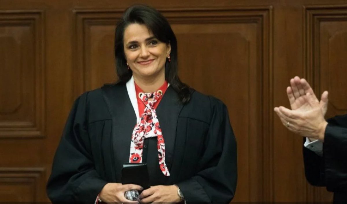 José Mario (@josemariomx) on Twitter photo 🚨 La ministra Margarita Ríos Farjat presentó un proyecto de sentencia histórico en la <a href="/SCJN/">Suprema Corte</a>. Se trata de la Acción de Inconstitucionalidad 49/2021, promovida por la <a href="/CNDH/">CNDH en México</a> , que cuestiona la ampliación de delitos con prisión preventiva oficiosa (PPO). El proyecto no deroga la 🚨 La ministra Margarita Ríos Farjat presentó un proyecto de sentencia histórico en la <a href="/SCJN/">Suprema Corte</a>. Se trata de la Acción de Inconstitucionalidad 49/2021, promovida por la <a href="/CNDH/">CNDH en México</a> , que cuestiona la ampliación de delitos con prisión preventiva oficiosa (PPO). El proyecto no deroga la