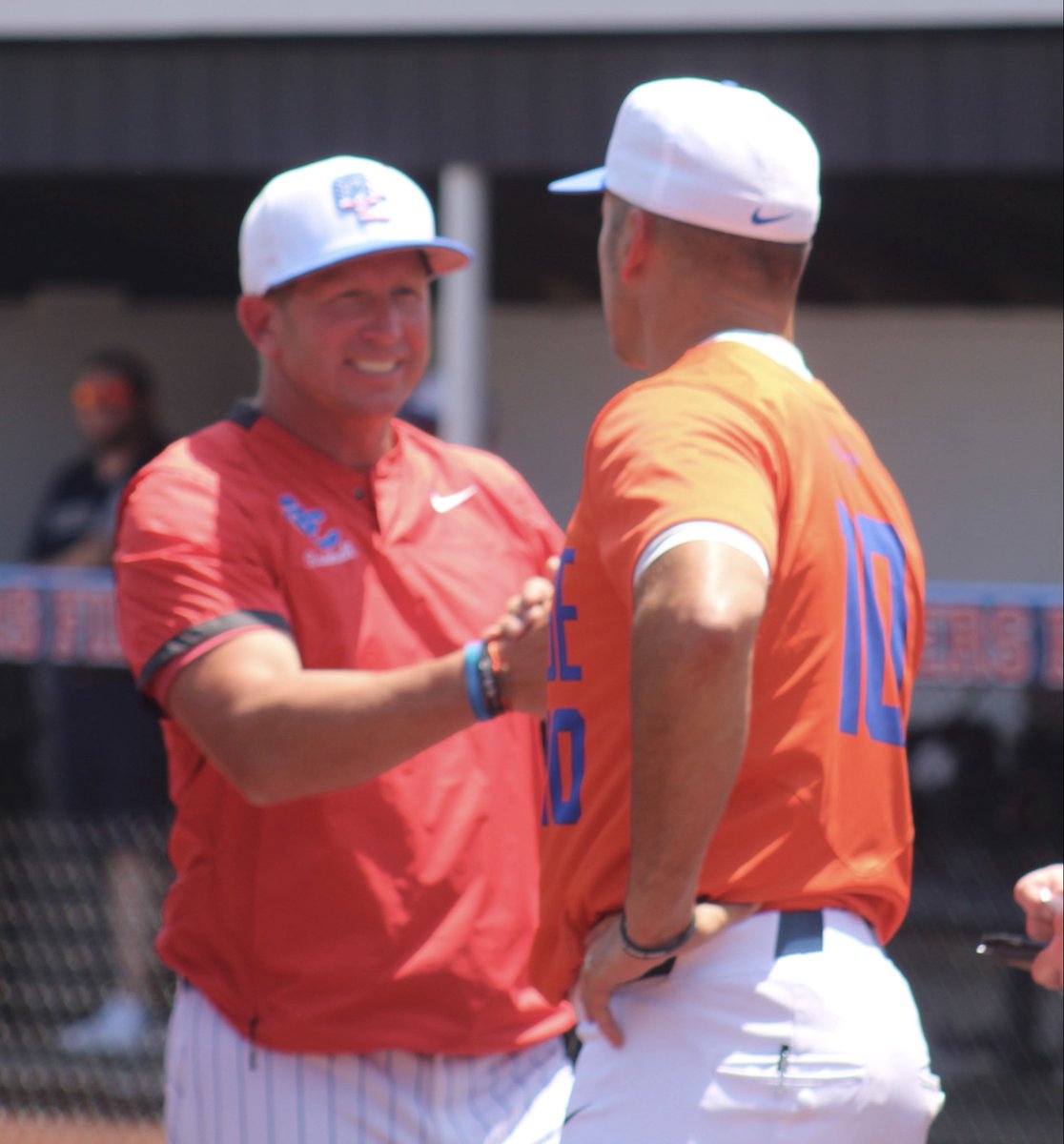 Just left Grove High School as <a href="/GCBaseball2024/">GroveCityBaseball2024</a> wrapped up another youth summer camp. Big news from event this morning was coach Ryan Alexander (<a href="/CoachA8/">Ryan Alexander</a>) announcing he was stepping down after 18 seasons. Big loss for program.