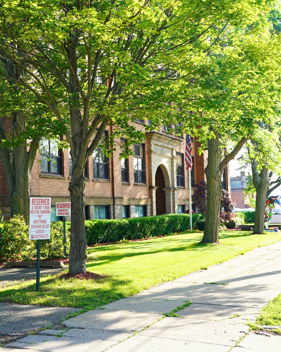 InfiniteErie's tweet image. We proudly highlighted the dedicated efforts of @TheECF1935 under Infinite Erie, local business owners, and city officials, who have spent years working on the conversion of the former Erie Public Schools Administrative Building into 22-units of permanent supportive housing.