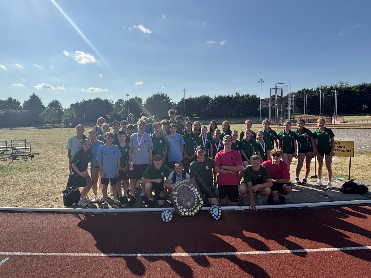 SCDPhysicalEd's tweet image. Incredible effort from our staff and students at the District Athletics Championships today 
The athletes were awesome and gained many fantastic results 
Boys were overall winners, Girls were 3rd. Yr 8,9,10 boys won their comps
We finished second overall to @ParmitersPEDept  👏