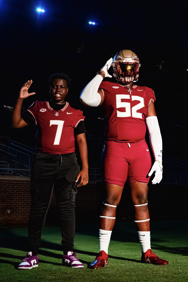 JamesJohnson_52's tweet image. Had a great time at Florida State Go Noles🍢🍢 @Coach_Norvell