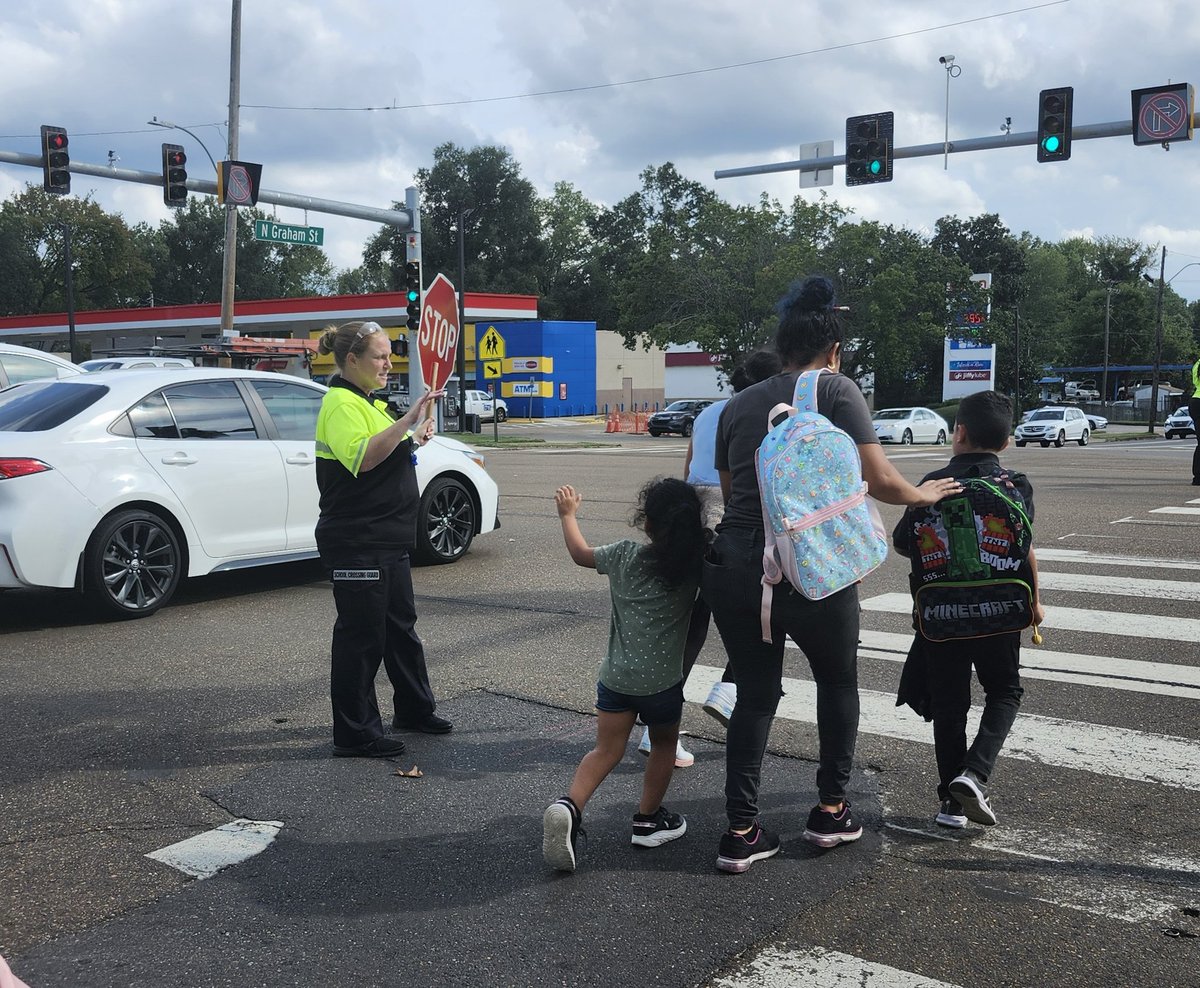 MEM_PoliceDept's tweet image. 🚸 NOW HIRING: Become a Hometown Hero! 🚸 

Join us at the School Crossing Guard Hiring Expo 

📅 Thursday, June 26, 2025
🕙 10:00 AM – 2:00 PM
📍 Raleigh Library, 3452 Austin Peay Hwy, Memphis, TN 38128

#CrossingGuard #HiringEvent #CommunityHeroes #MemphisTN #ServeAndProtect