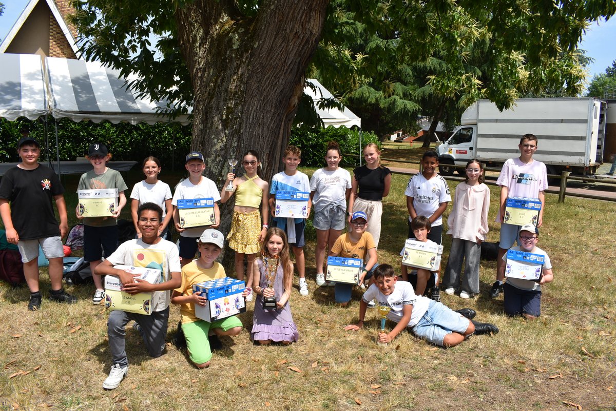 RallyeMath72's tweet image. 📐 𝐅𝐈𝐍𝐀𝐋𝐄 𝐑𝐀𝐋𝐋𝐘𝐄 𝟐𝟎𝟐𝟓 - 𝐑𝐄𝐒𝐔𝐋𝐓𝐀𝐓𝐒 📊

Bravo 👏 aux classes victorieuses de cette édition 2025:

6è:
🏆 COLLÈGE St-Julien  (LE MANS) 6èB
5è:
🏆 COLLÈGE R. Vercel (LE MANS) 5èC
4è:
🏆 COLLÈGE St-Jospeh (LE MANS) 4è Brux.
3è:
🏆 COLLÈGE A.Pioger (CONLIE) 3èD