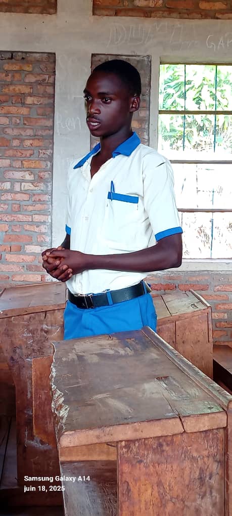 « Le Club #NDEMESHABUZIMA, initié par le le #Projet_Nkuriza ns a fait des miracles : notre Ecole n’a plus d’élèves drogués, ni les grossesses non désirées, les abandons scolaires+ les délinquances qui étaient naguère légion », dit la Directrice ECOFO St André de #Mukoni, Muyinga