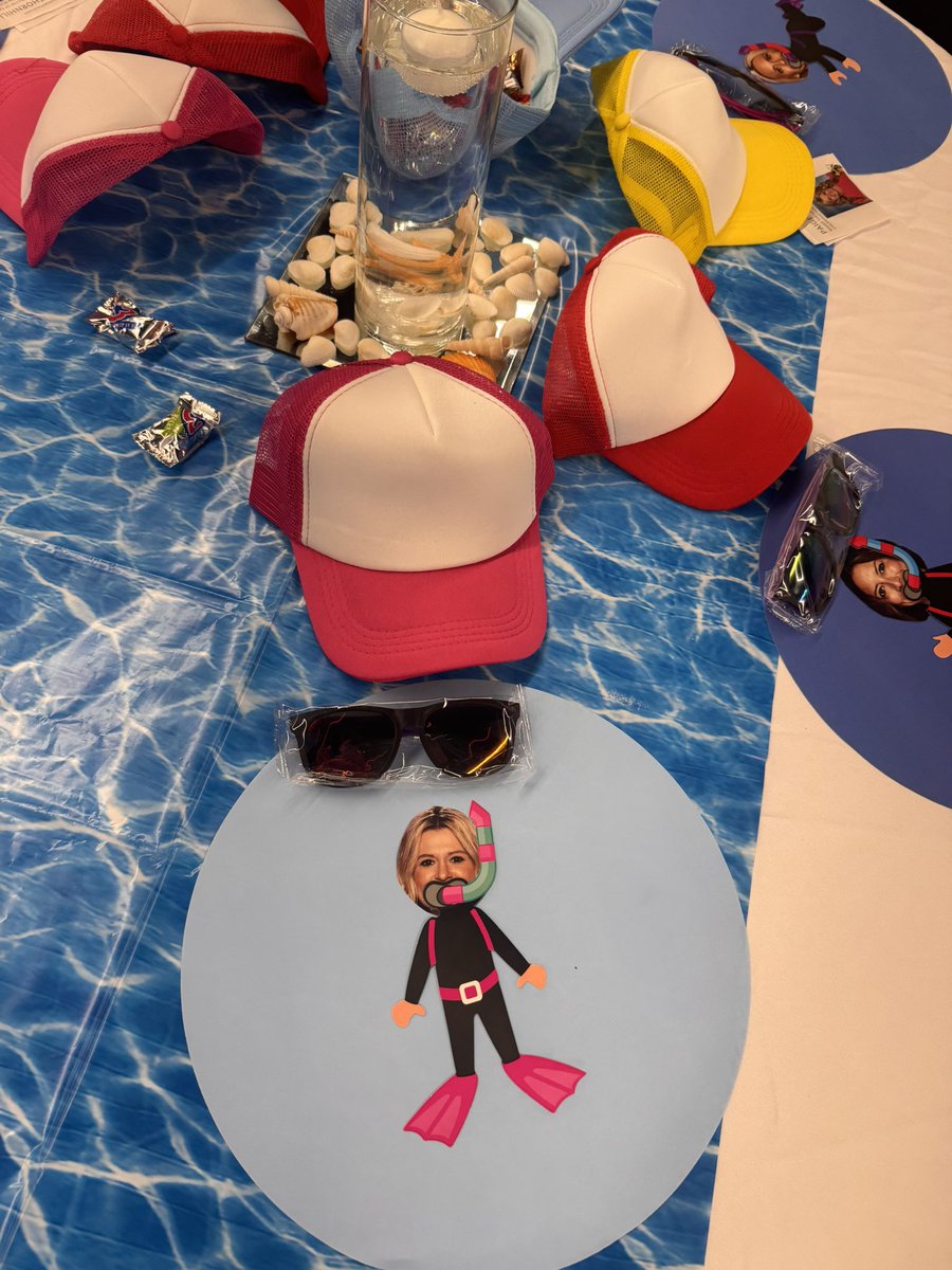 Dr. Holly 🆂🅲🅷🆁🅰🅶🅴 tweet media