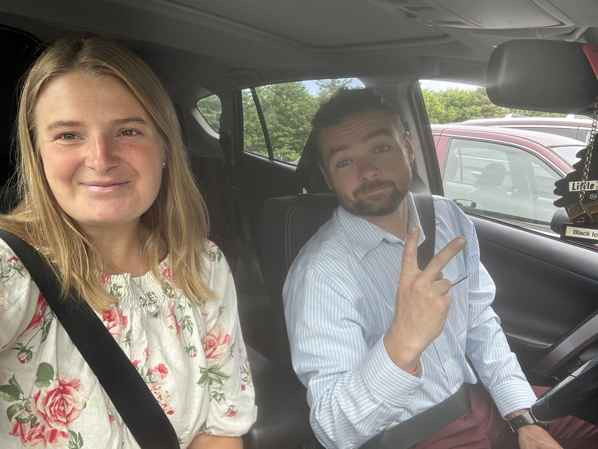 humanutopia2021's tweet image. So happy for my oldest daughter Ellie Moore has been given her Green card and is now a legal resident of the United States. JP Olson - I told you everything would be ok! Now you can get on with your lives together. Good luck 💙