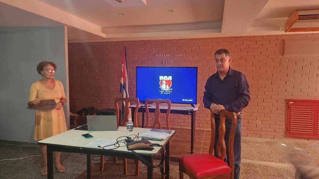 MES (@cubames) on Twitter photo 🌱🍃 Inauguró el rector de <a href="/oficial_upr/">UPR Cuba Oficial</a> el IV Taller del Proyecto FEF SystemAgrOH Cuba.
📍Este evento inició con la conferencia "Servicios propiciados por el árbol en la transmisión Agroecológica" por la Dr. C. Paula Fernández.
🧶👇 🌱🍃 Inauguró el rector de <a href="/oficial_upr/">UPR Cuba Oficial</a> el IV Taller del Proyecto FEF SystemAgrOH Cuba.
📍Este evento inició con la conferencia "Servicios propiciados por el árbol en la transmisión Agroecológica" por la Dr. C. Paula Fernández.
🧶👇
