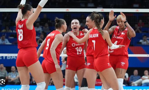 A Kadın Milli Voleybol Takımı 5'te 5 yaptı. 
is.gd/L03D22