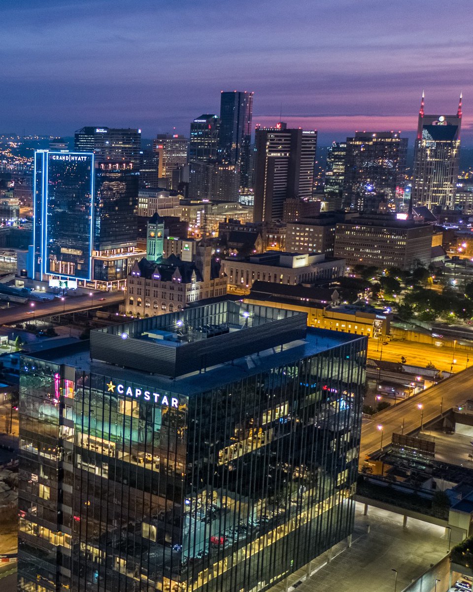 visitmusiccity's tweet image. Music City, we love ya! 🫶 🎶

📸: Nashville Downtown Partnership