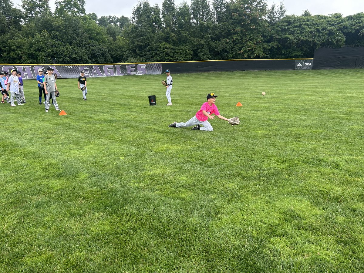CHCA Baseball (@chca_bb) on Twitter photo Day 2️⃣ of <a href="/CHCA_Eagles/">CHCA Athletics</a> Youth Baseball Camp in the books! ✌️ 
#eCHipa #NeverDone Day 2️⃣ of <a href="/CHCA_Eagles/">CHCA Athletics</a> Youth Baseball Camp in the books! ✌️ 
#eCHipa #NeverDone