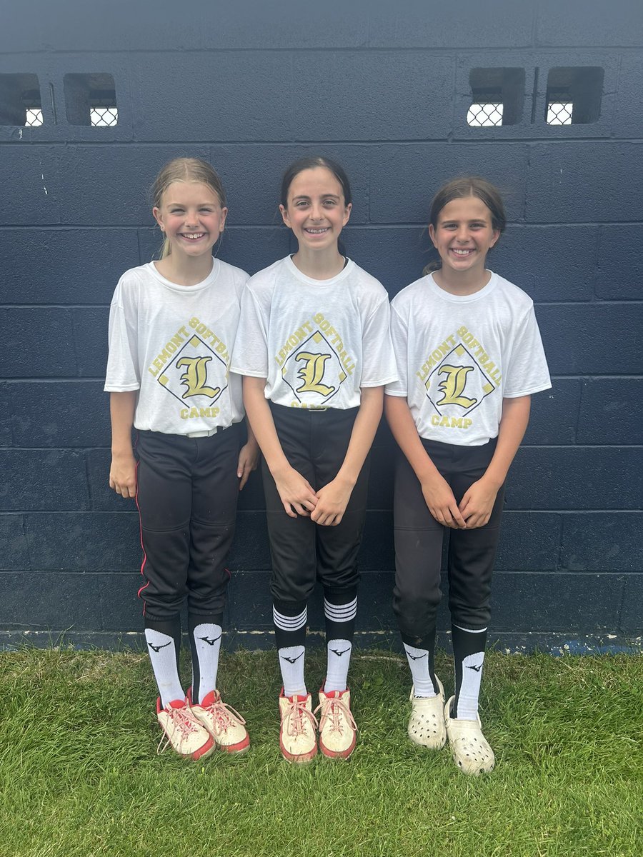 Arden and her friends had so much fun and learned a lot at softball camp this week! Thank you <a href="/Lemont_Softball/">Lemont Softball</a> #WeAreLemont