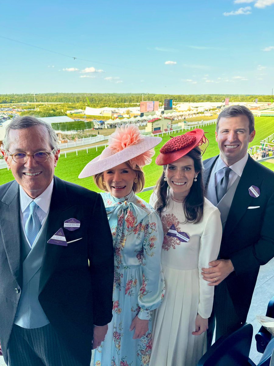 Beautiful weather for attending the first day of #RoyalAscot. Great to experience this British tradition.