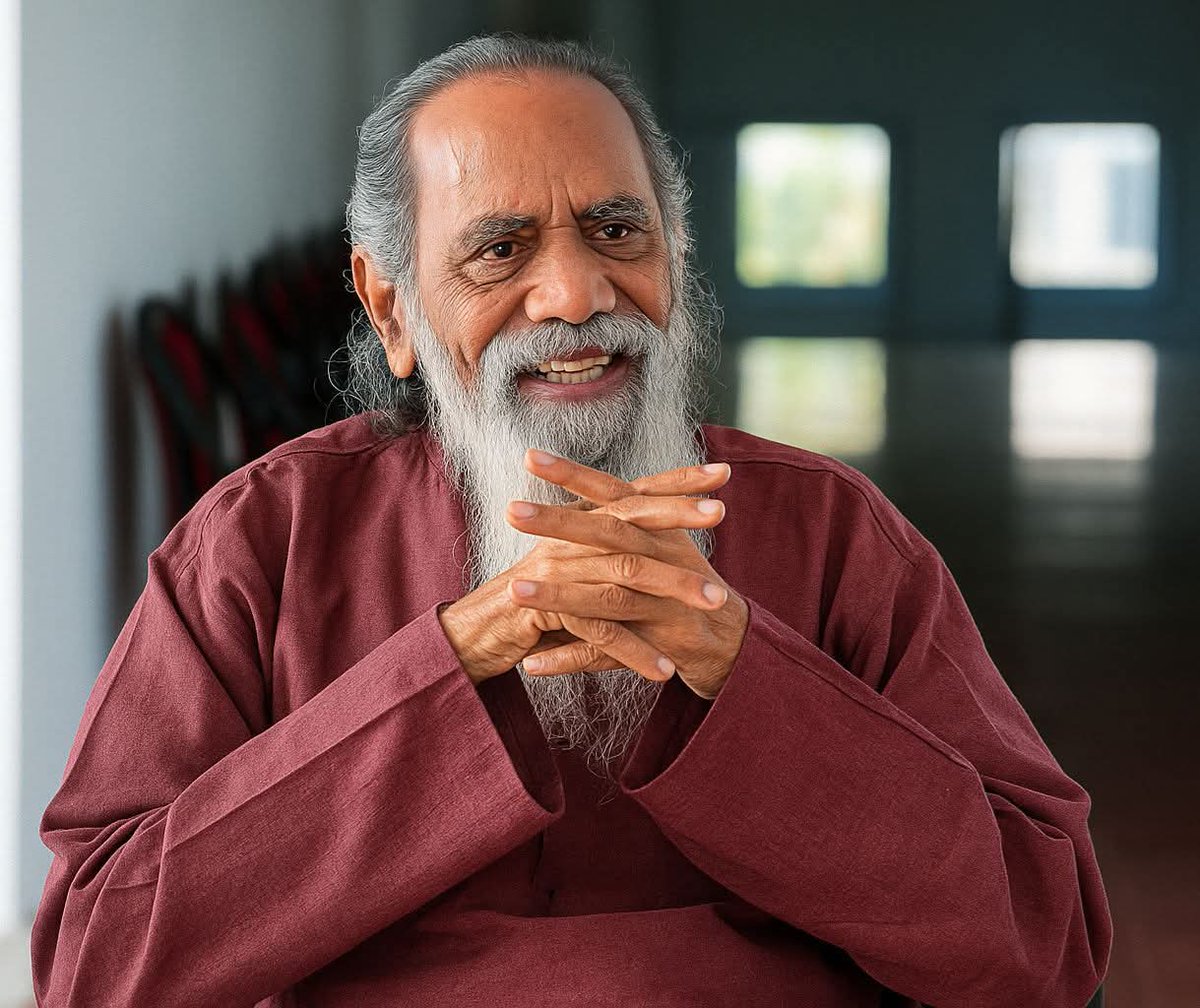 निसर्ग ऋषी पद्मश्री श्री. मारुती चितमपल्ली यांच्या निधनाचे वृत्त अतिशय दुःखद आहे. त्यांच्या निधनाने निसर्गाच्या शब्दकोशाचा लोप झाला.

पद्मश्री श्री. चितमपल्ली यांच्या लेखनातून आणि कार्यातून अनेक पिढ्यांना निसर्गाशी नातं जोडण्याची प्रेरणा मिळाली.

निसर्गविज्ञान, पक्षी निरीक्षण आणि