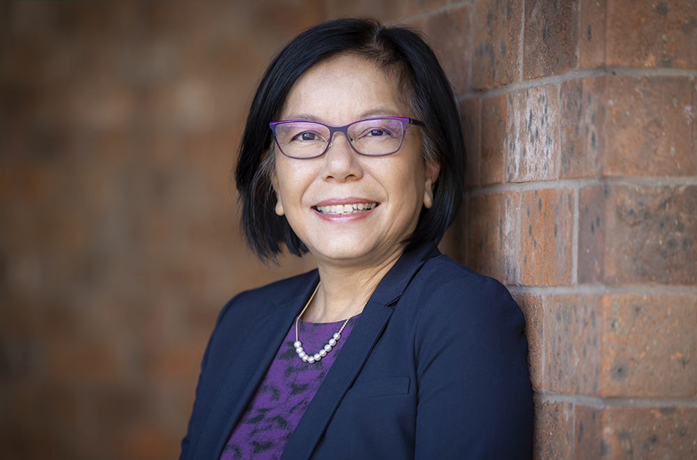 Mason Gross (@masongross) on Twitter photo Distinguished Professor and head of music theory Nancy Yunhwa Rao has been named <a href="/RutgersU/">Rutgers University</a> Board of Governors Professor of Music! 🎶
🔗 Read more about Rao's work and her appointment here: masongross.rutgers.edu/nancy-yunhwa-r… Distinguished Professor and head of music theory Nancy Yunhwa Rao has been named <a href="/RutgersU/">Rutgers University</a> Board of Governors Professor of Music! 🎶
🔗 Read more about Rao's work and her appointment here: masongross.rutgers.edu/nancy-yunhwa-r…