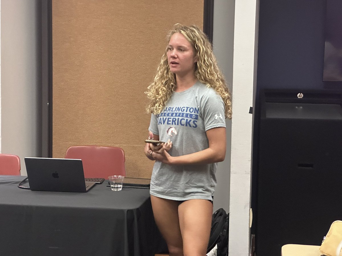UTA_SA_Dev's tweet image. 🎤 This morning, our Maverick student-athletes showed UP and showed OUT at the C2C TRIO Career Speaker Session!
They dropped some real knowledge on what it’s like to balance college life and athletics sharing their journeys, challenges, and wins with local high school students.