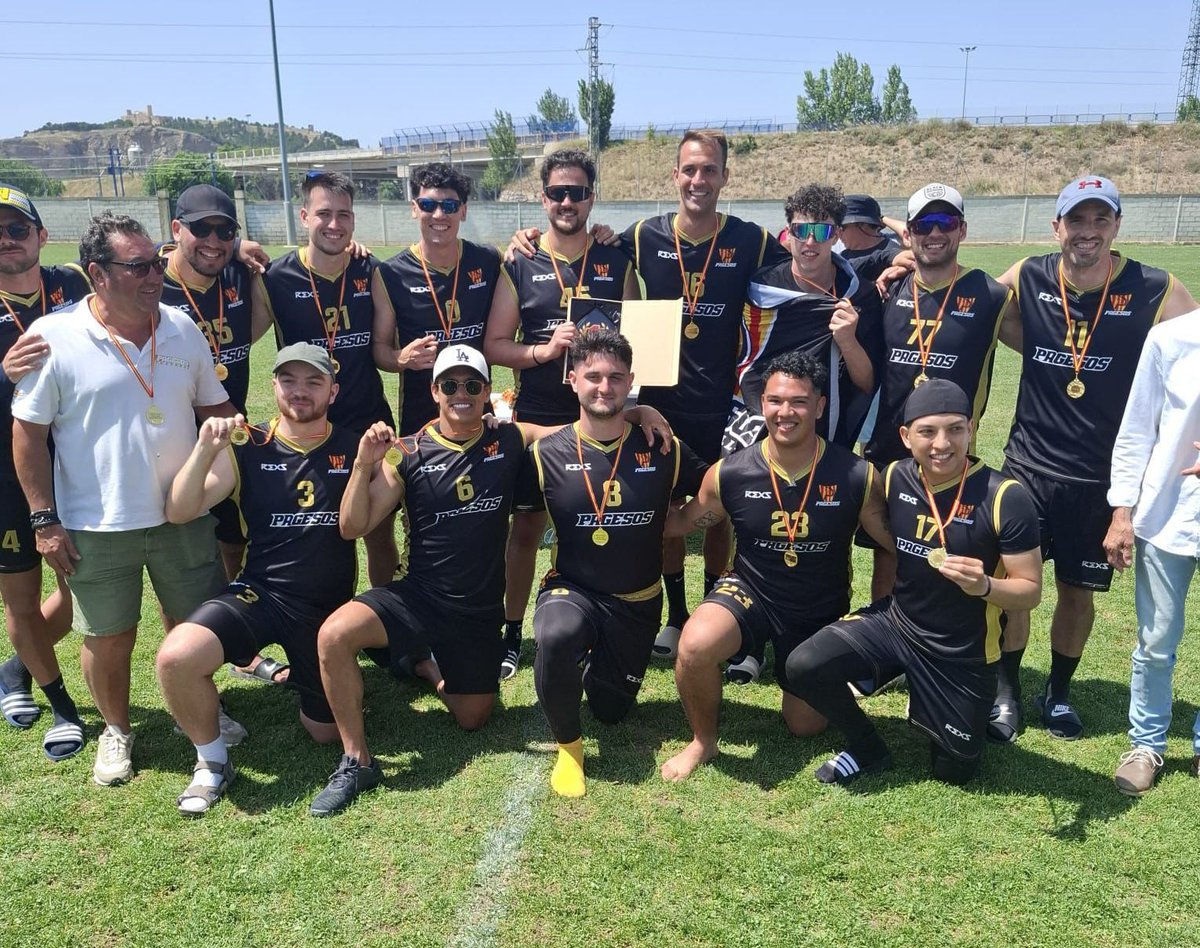 esport3's tweet image. 🏆⚽️Els Barcelona Pagesos, campions d'Espanya de futbol flag, esport olímpic a Los Angeles

✍️@bentatuit 

📲3cat.cat/esport3/els-ba…