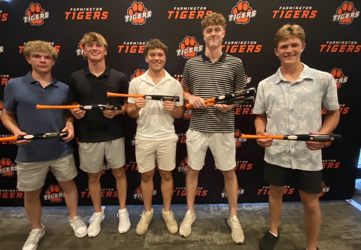 Congratulations to these team award winners:
Payton Topel- Silver Slugger
Joe Baldus- Top Gun
Isaiah Bramer- Tiger Award
Marshall Gordon- Gold Glove and Team MVP
Brody Rasmussen- Rookie of the Year