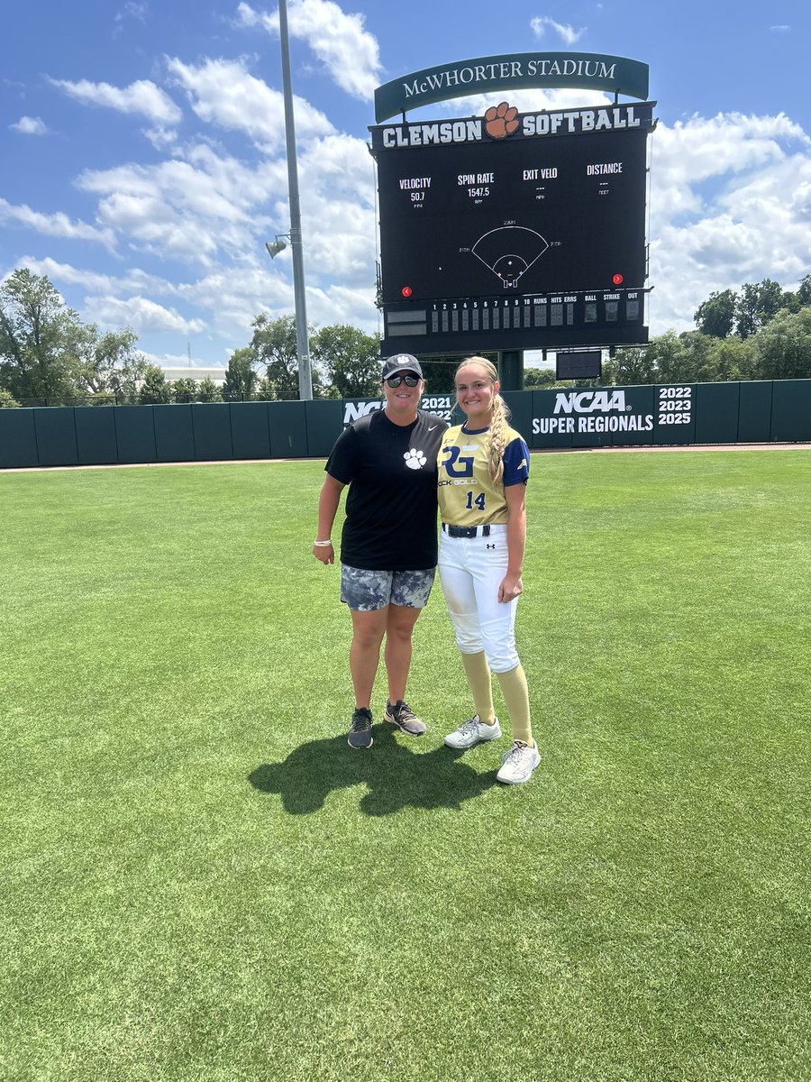 The last three days at Clemson have been amazing. Can’t wait to take what I learned into Scenic City this week. Go Tigers! <a href="/KatieRepole/">Katie “Crash” Repole</a> <a href="/rittmanjohn/">John Rittman</a> <a href="/Coach_Wigs/">Ryan Wieligman</a>