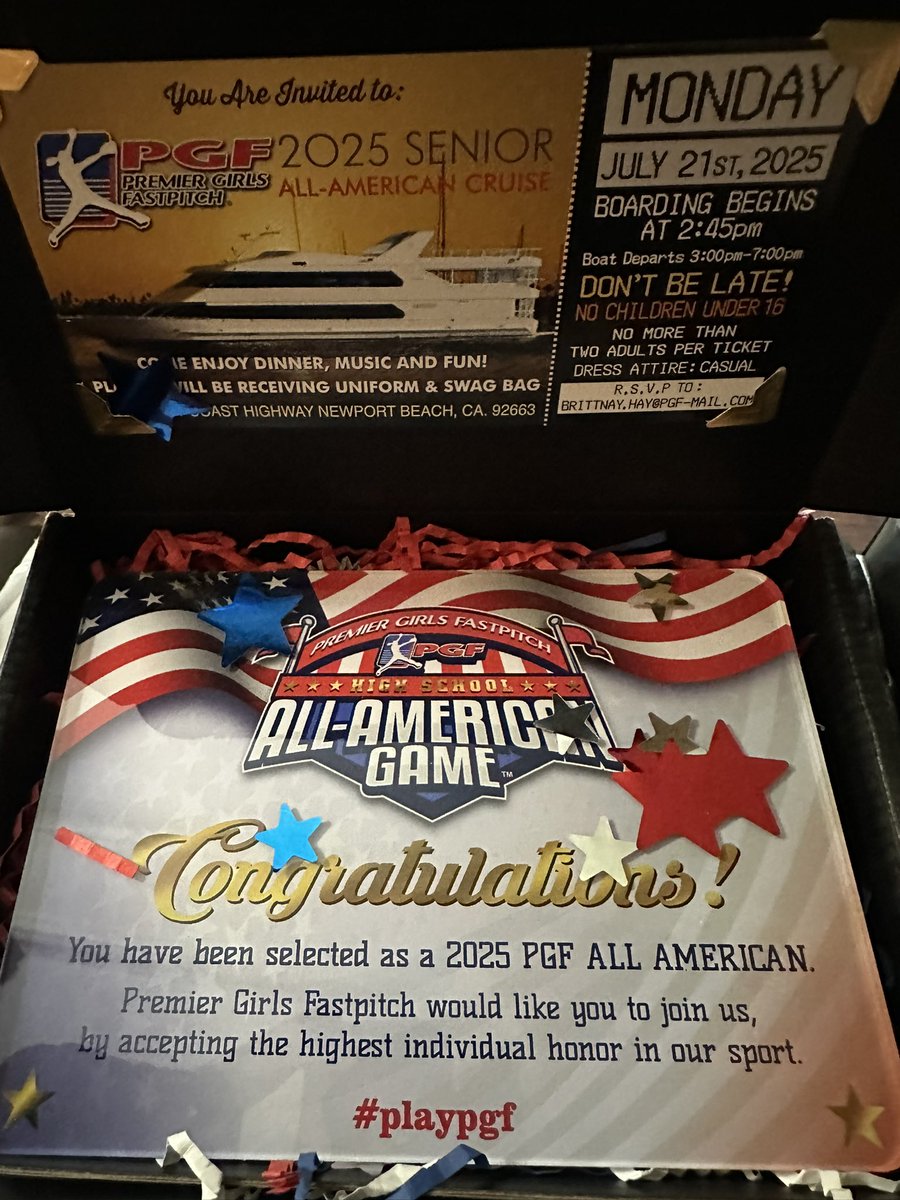 PresleyHarris10's tweet image. Thank you’s going out to @PGFnetwork & @LewisPitchingAc LPA took a chance on a 10yr old with a dream & PGF is providing that dream a grand finale for travel ball. @UGASoftball -I hung my flag today for all the other young dreamers in Southeast Georgia ! #GoDawgs