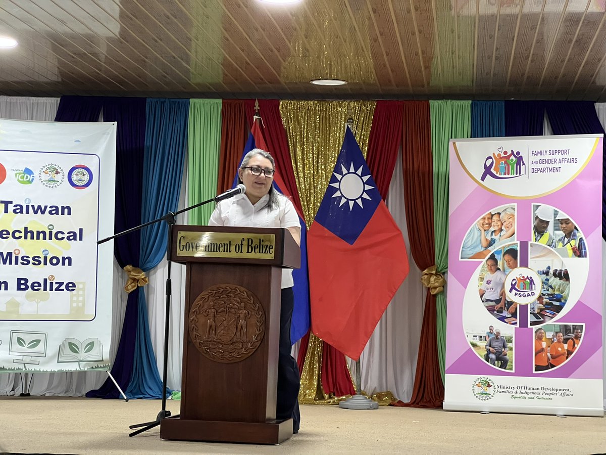 Congratulations to the 74 women micro-entrepreneurs who successfully completed the “Increasing Economic Power for Micro-Entrepreneurs Project.”
We are proud to collaborate with Ministry of Human Development and Ministry of Foreign Affairs to sponsor this innovative initiative.